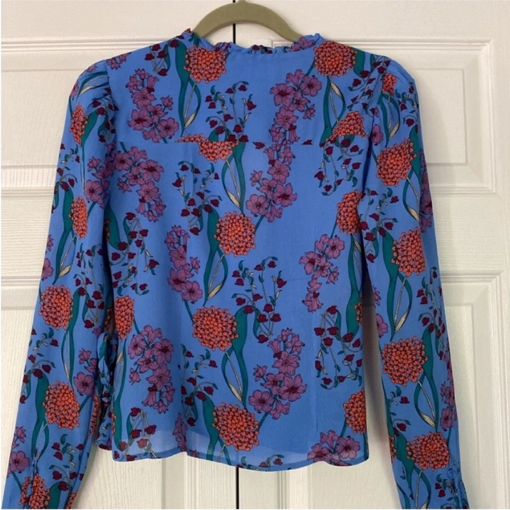 ASTR The Label Faade Wrap Top Shirt Floral Blouse size Small - Picture 8 of 16